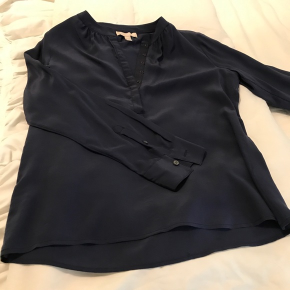 Banana Republic Tops - Banana Republic - NWOT - Navy silk blouse